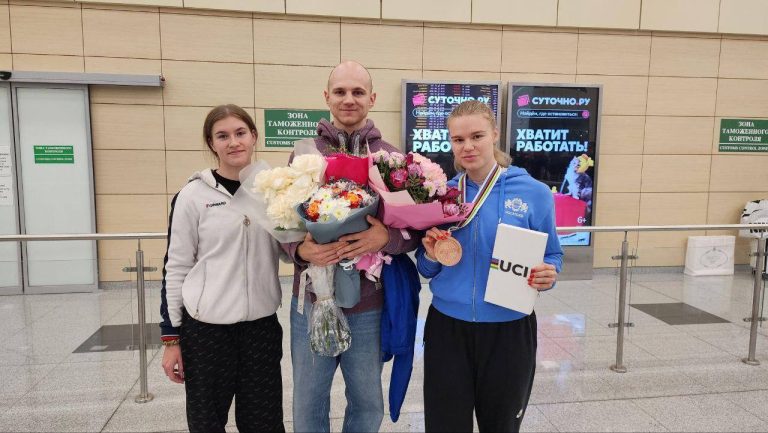 photo_5193199551102711698_y