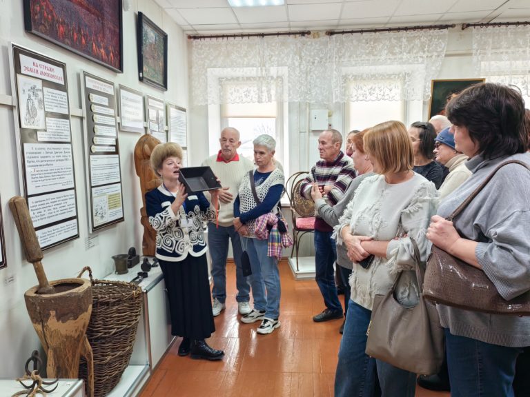 photo_5195373165331743601_w