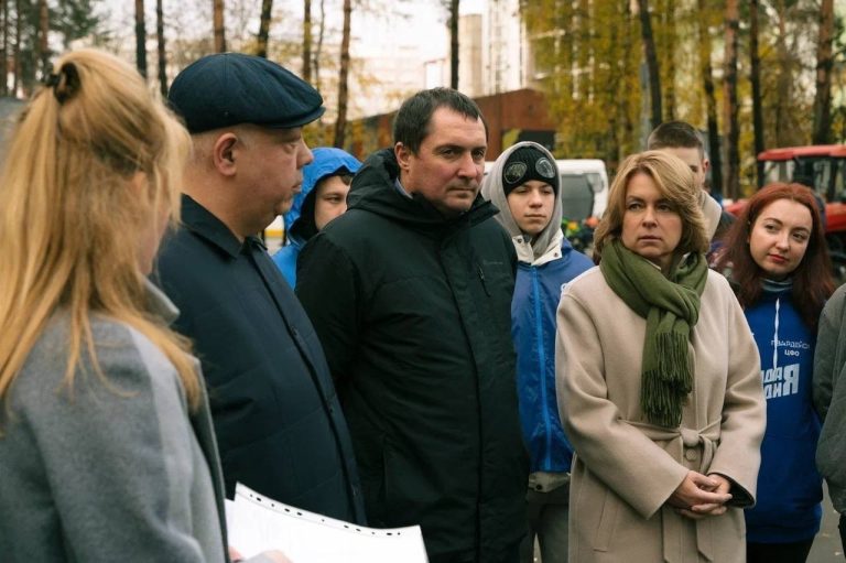 photo_5197523195895349626_y