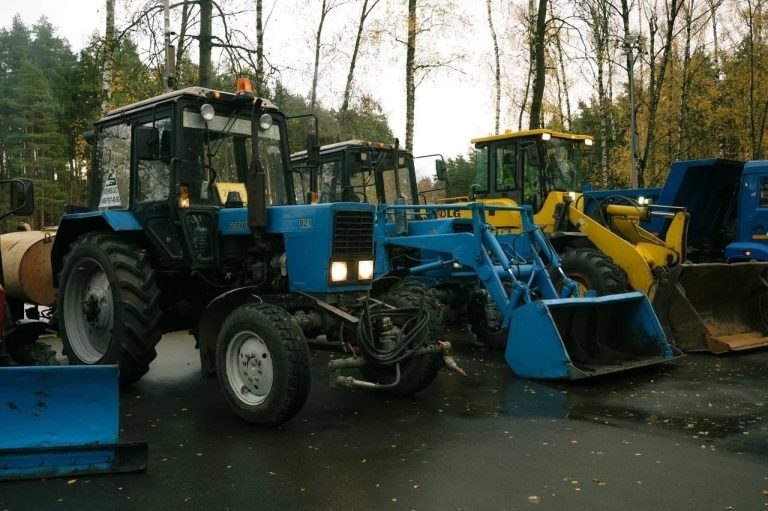 photo_5197523195895349630_y